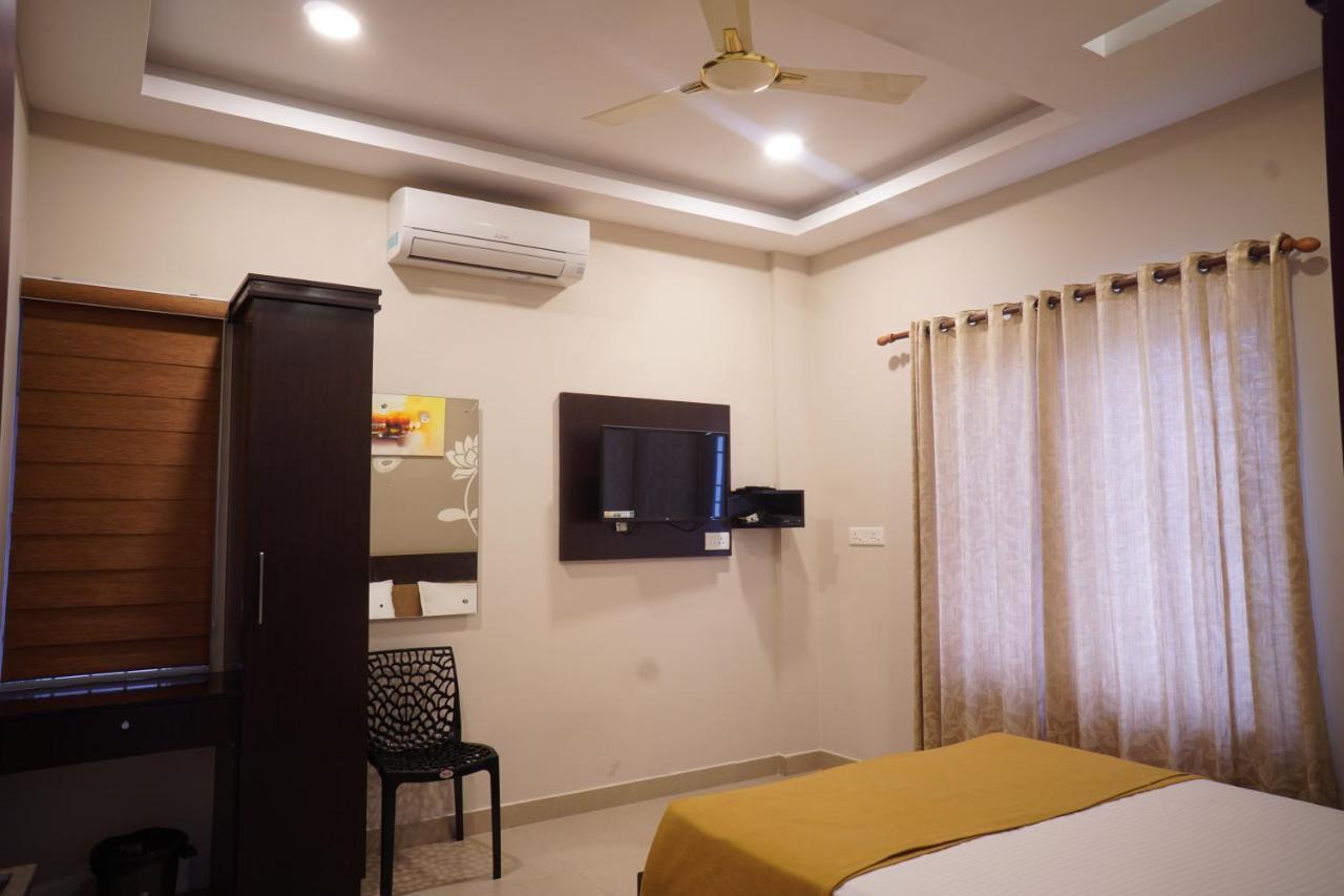 Metro Residency Otel Kochi Dış mekan fotoğraf