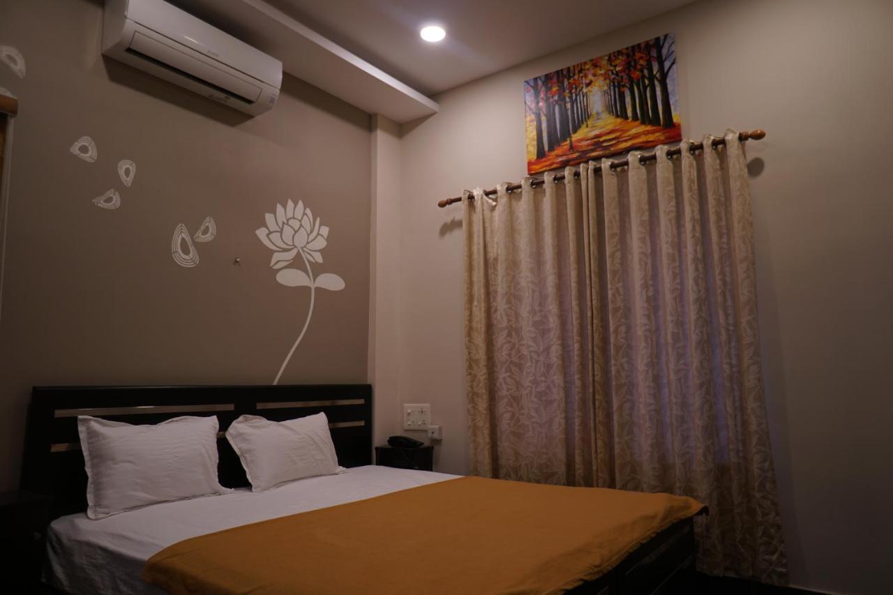Metro Residency Otel Kochi Dış mekan fotoğraf