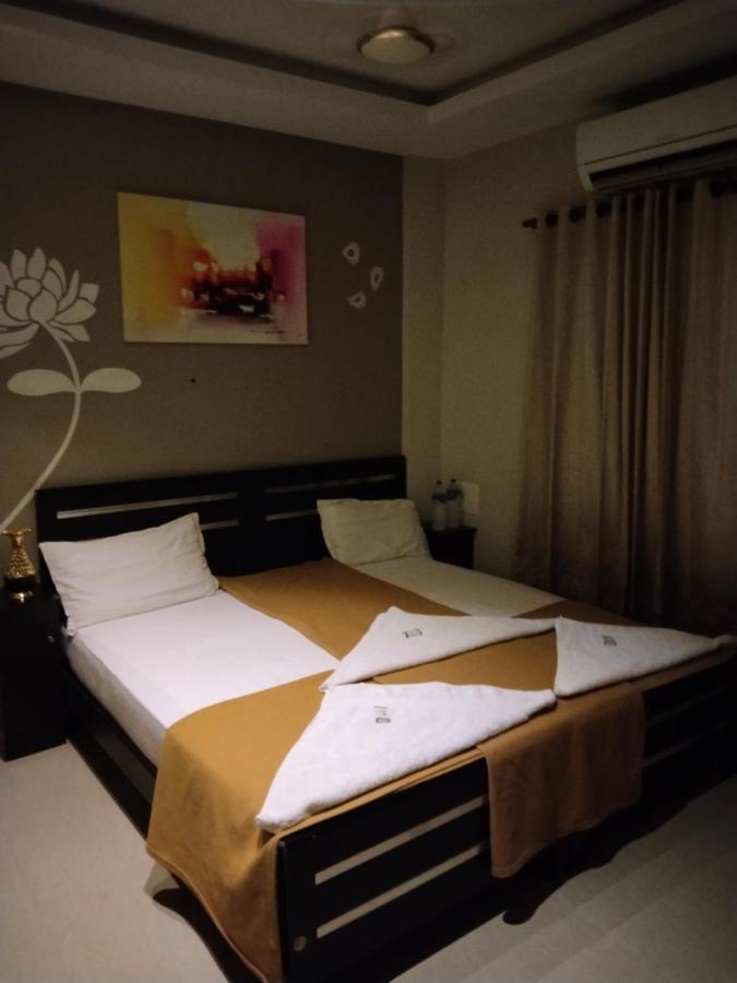 Metro Residency Otel Kochi Dış mekan fotoğraf