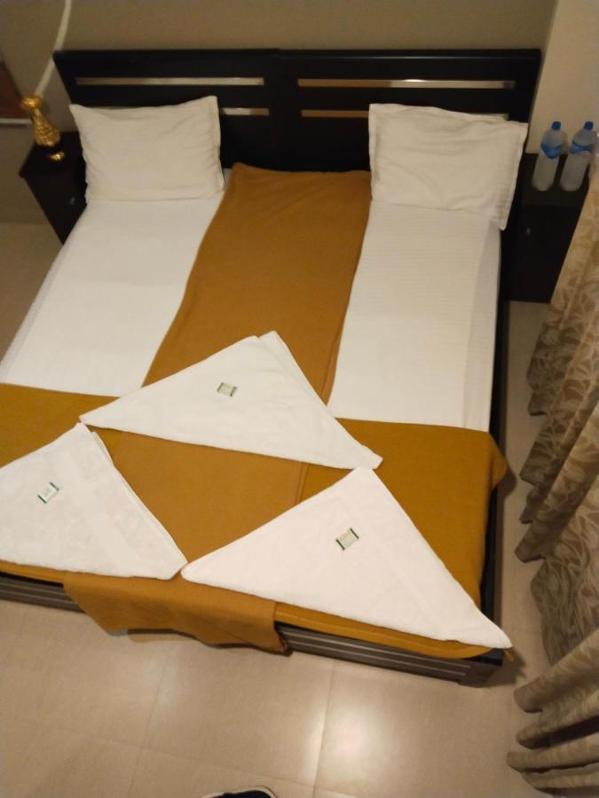 Metro Residency Otel Kochi Dış mekan fotoğraf
