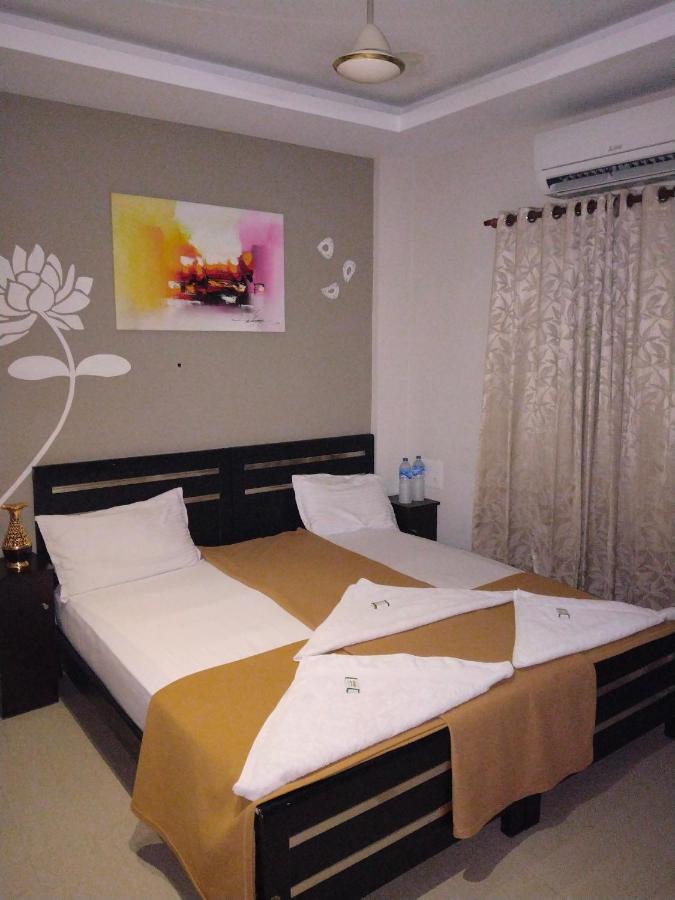 Metro Residency Otel Kochi Dış mekan fotoğraf