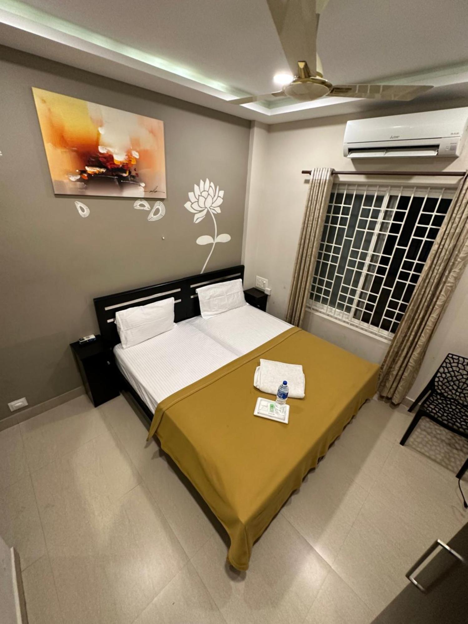 Metro Residency Otel Kochi Dış mekan fotoğraf