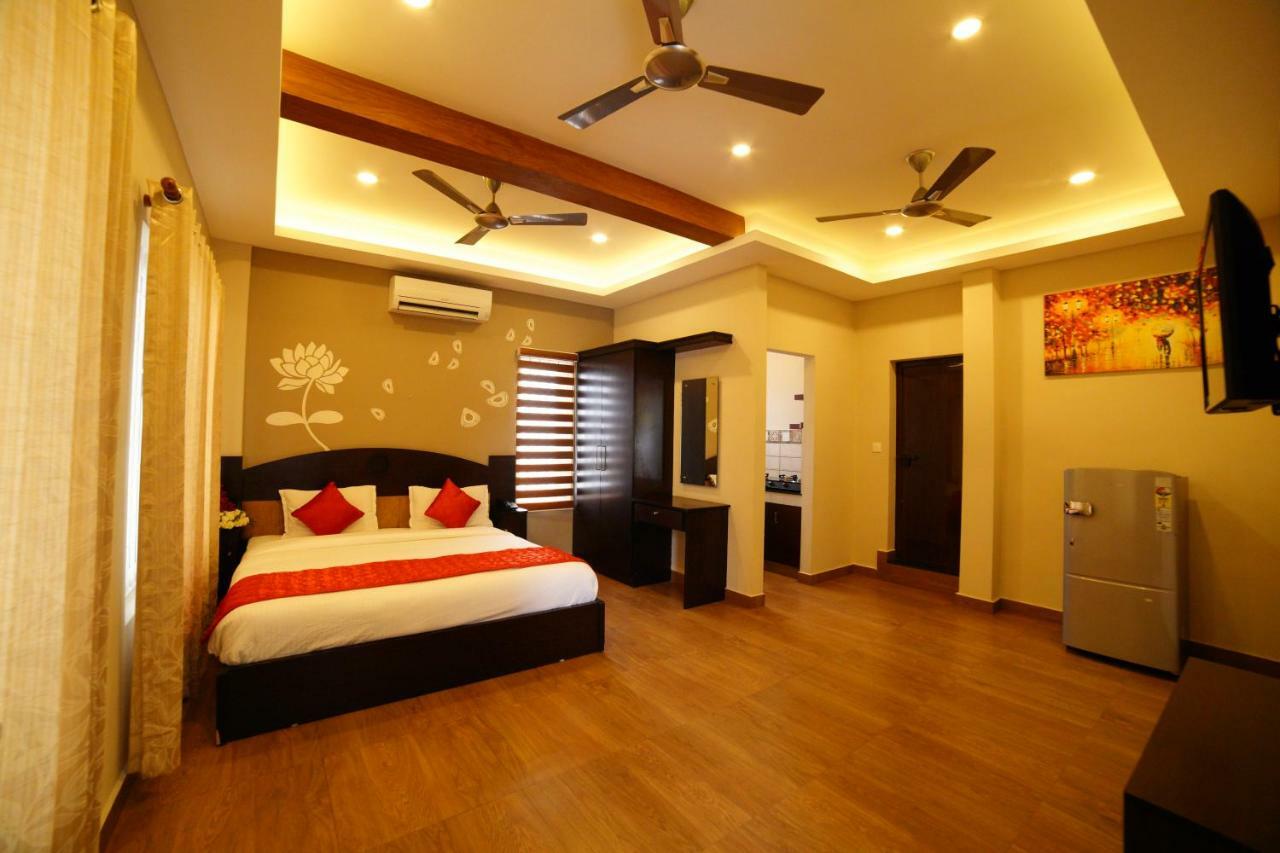 Metro Residency Otel Kochi Dış mekan fotoğraf